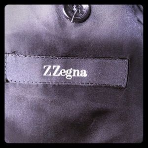 Men’s Zegna Suit 40/50